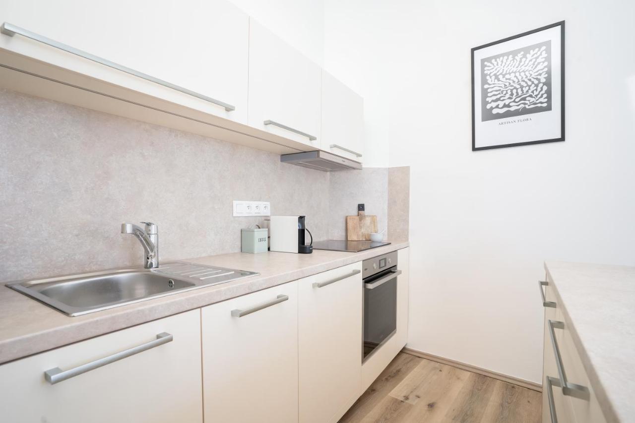 Prague Days - Bright Apartment - Old Town Luaran gambar